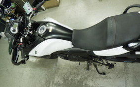SUZUKI Vｽﾄﾛｰﾑ650A 2013 VP56A