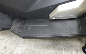 HONDA X-ADV 750 2026 RH21