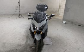 YAMAHA T-MAX 560 2025 SJ21J