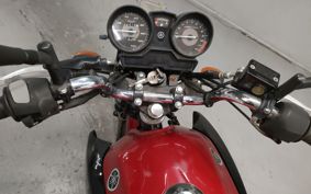 YAMAHA YBR125 RE05