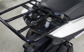 YAMAHA ﾄﾘｼﾃｨ125 SEC1J