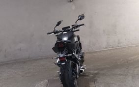 HONDA CB650R E-Clutch 2026 RH17