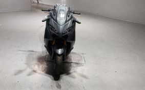 YAMAHA T-MAX 560 2026 SJ21J