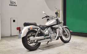 SUZUKI INTRUDER 250 LC