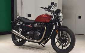 TRIUMPH STREET TWIN 2021