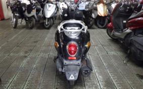 YAMAHA VINO 125