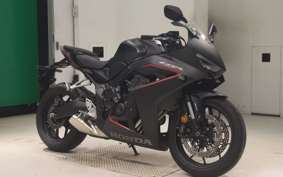 HONDA CBR650R E-Clutch 2024 RH17