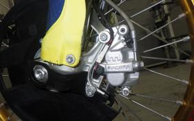 HUSQVARNA FE250