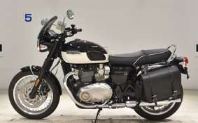 TRIUMPH BONNEVILLE T120 2025
