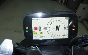 DUCATI STREETFIGHTER V4 S 2021