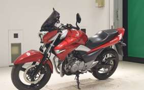 SUZUKI GSR250 2020