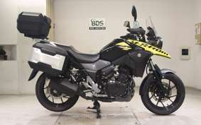 SUZUKI Vｽﾄﾛｰﾑ250A