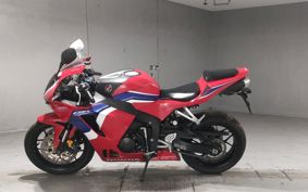 HONDA CBR600RR 2020 PC40