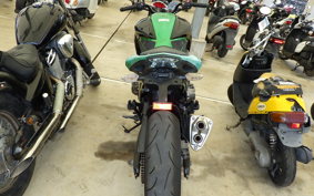 KAWASAKI Z800 2015