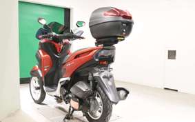 YAMAHA TRICITY 125 SE82J