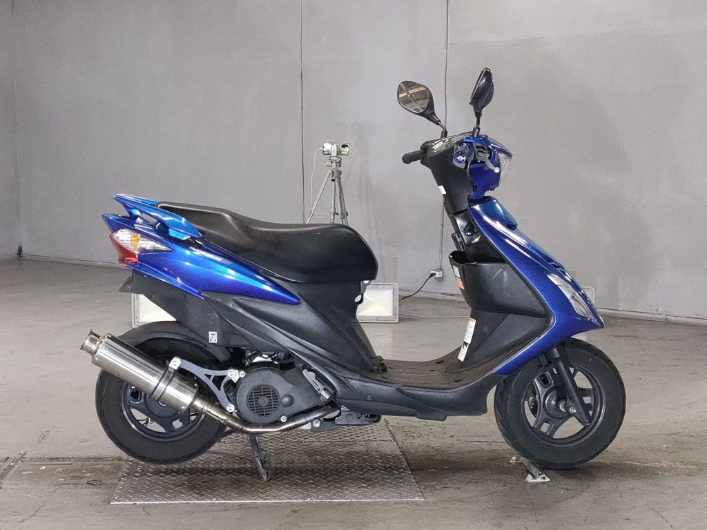 Фото Suzuki ADDRESS V125 с японского аукциона