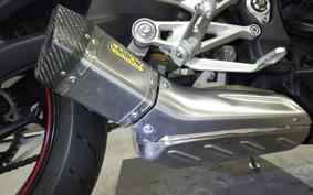 TRIUMPH STREET TRIPLE RS 2019