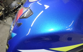 SUZUKI GSX250RA