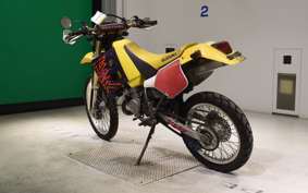 SUZUKI TS125R SF15A