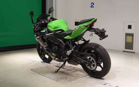 KAWASAKI ZX-25R ZX250E