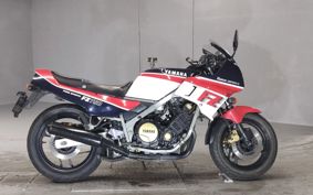 YAMAHA FZ750 1FM