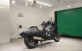 HONDA NM4 VULTUS -02 2014 RC82
