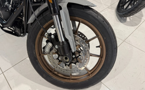 HARLEY FXLRST 2025 YXZ