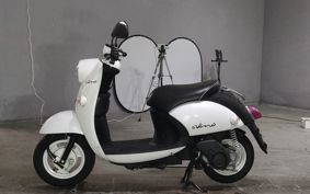 YAMAHA E-VINO SY11J