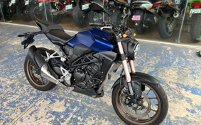 HONDA CB250R MC52