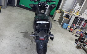 HONDA NM4 VULTUS -01 2015 RC82