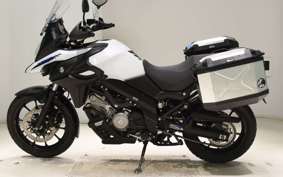 SUZUKI DL650 ( V-Strom 650 ) A 2020 C733A