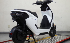 HONDA EM1 e: EF16