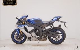 YAMAHA YZF-R1 2015