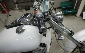 YAMAHA DRAGSTAR 400 2002 VH01J
