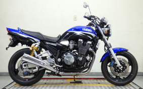 YAMAHA XJR1300 2002 RP03J