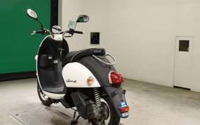 YAMAHA E-VINO 2017 SY11J