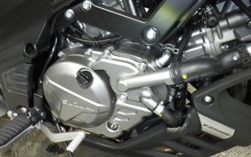 SUZUKI Vストローム650XTA 2025 C733M