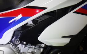 BMW S1000XR 2019