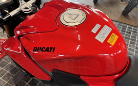 DUCATI STREET FIGHTER V4S 2025 7F00