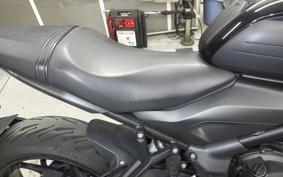 TRIUMPH TRIDENT 660 2021