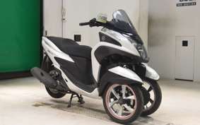 YAMAHA TRICITY 125 2015 SE82J