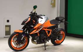 KTM 1290 SUPER DUKE R EVO 2014