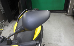 YAMAHA CYGNUSｸﾞﾘﾌｧｽ 2004 SEJ4J