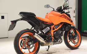 KTM 390 DUKE 2024