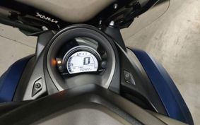 YAMAHA N-MAX 155 SG50J