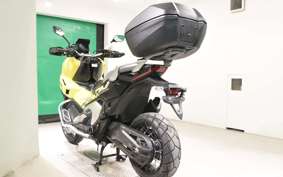 HONDA X-ADV 750 2025 RH21