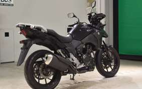 SUZUKI Vｽﾄﾛｰﾑ250