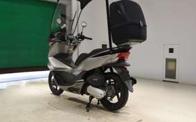 HONDA PCX150-2ﾔﾈﾂｷ KF18