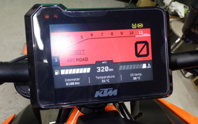 KTM 1290 SUPER DUKE R 2021
