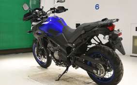SUZUKI Vｽﾄﾛｰﾑ650XTA 2022 C733M